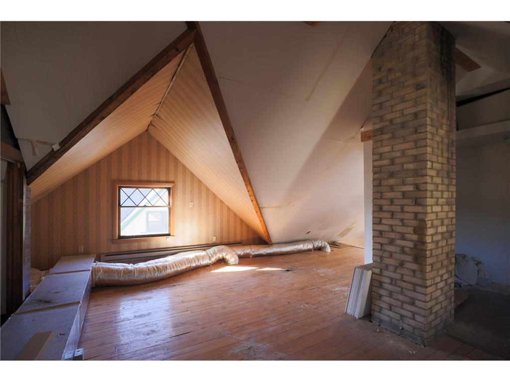 951 Grand Avenue Saint Paul MN 55105 6676714 image54