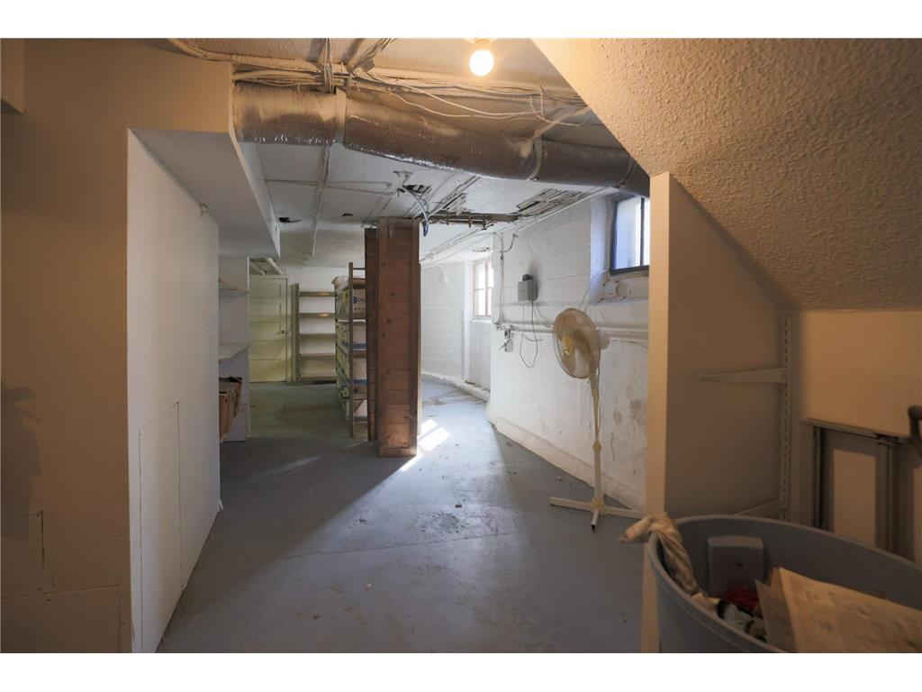 951 Grand Avenue Saint Paul MN 55105 6676714 image55