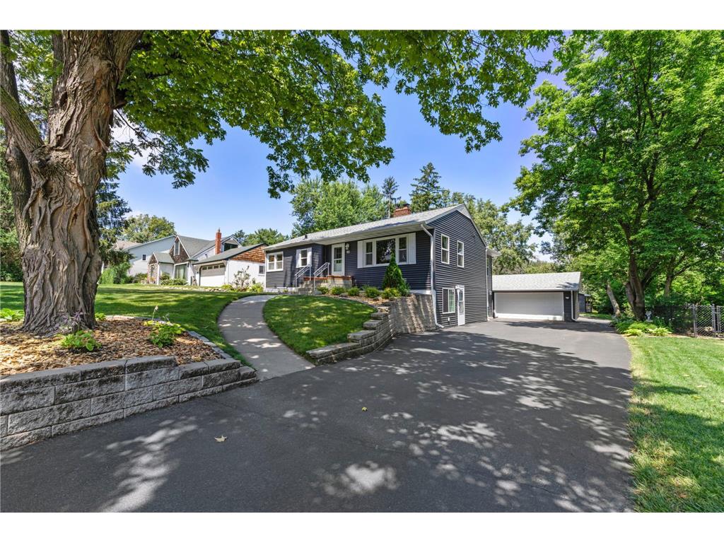 951 Orchard Lane Roseville MN 55113 6753637 image1