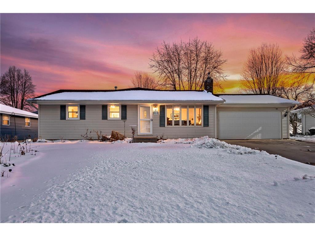 951 Swift Street S Shakopee MN 55379 7024961 image1