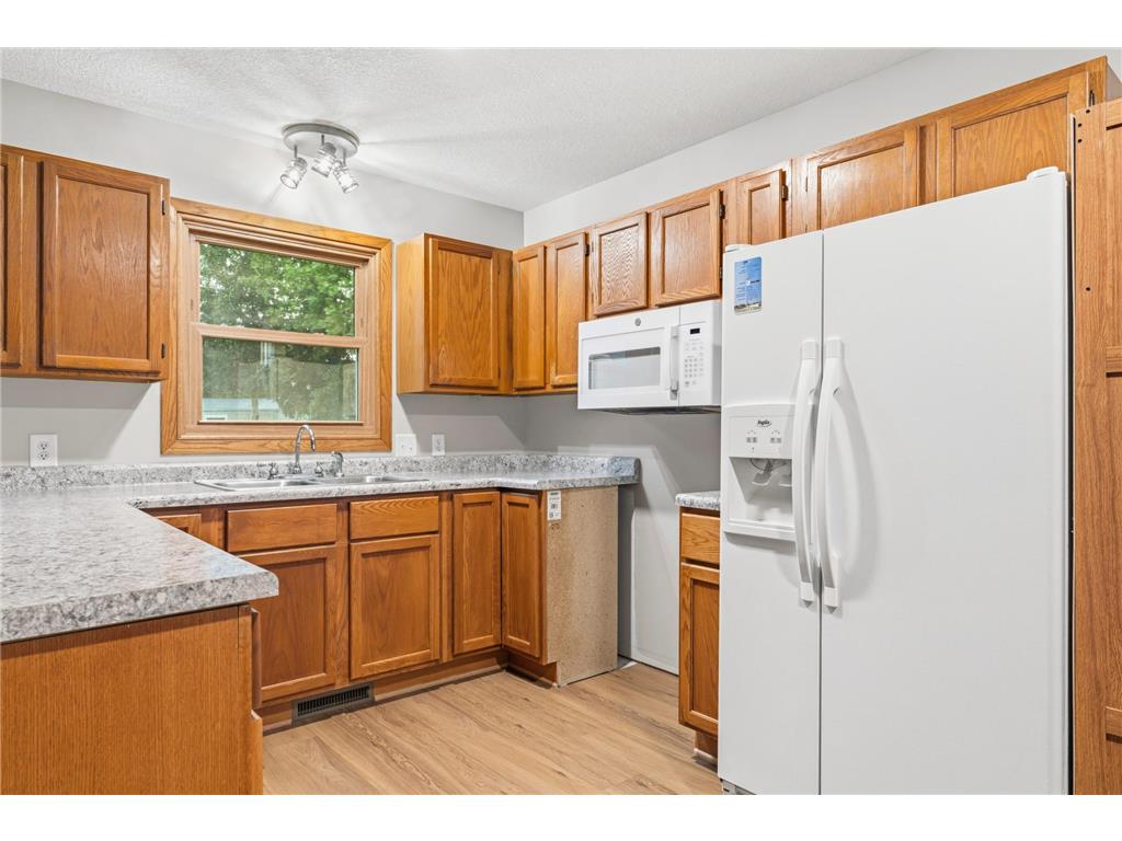 951 W Village Circle SE Rochester MN 55904 7060420 image22