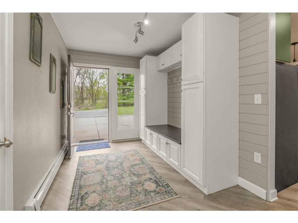 951 Washington Street Prescott WI 54021 7061973 image4