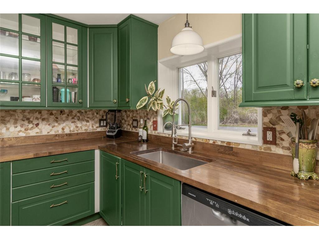 951 Washington Street Prescott WI 54021 7061973 image8