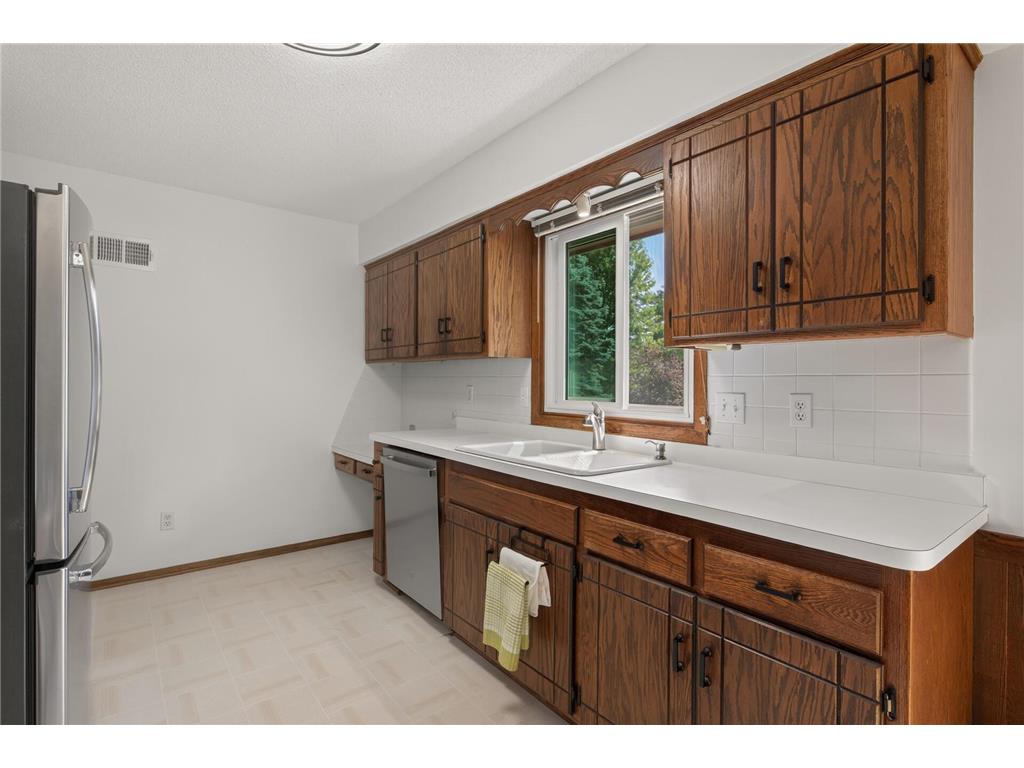 9510 Trenton Lane N Maple Grove MN 55369 6651536 image10