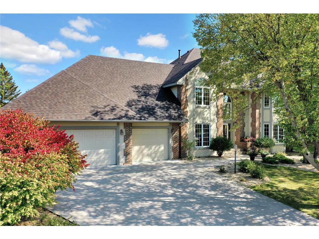 9510 Wedgewood Drive, Woodbury, MN 55125 MLS 6262622 Edina Realty