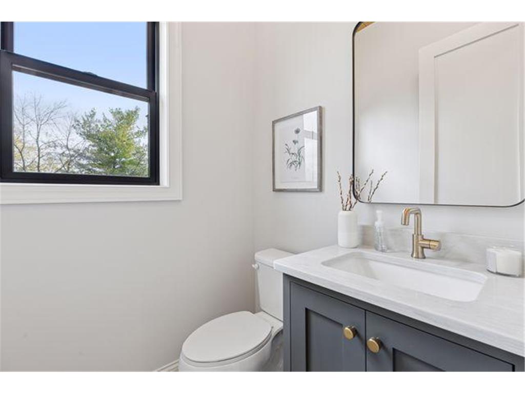 9511 Eagle Ridge Road Chanhassen MN 55317 6797401 image26