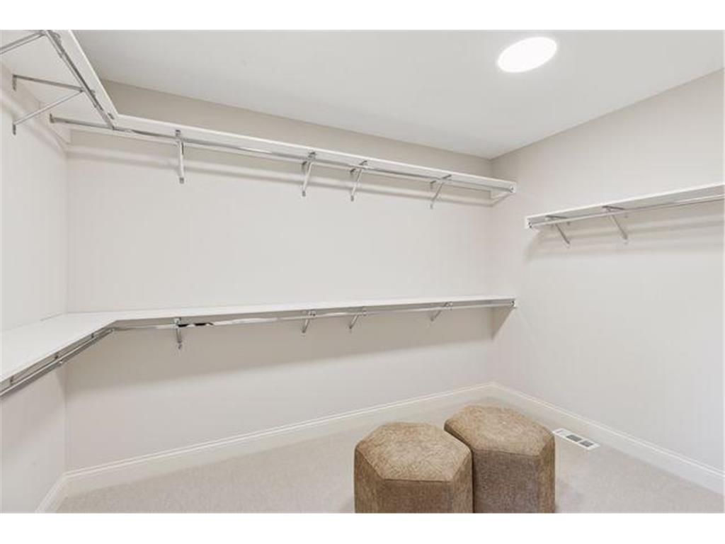 9511 Eagle Ridge Road Chanhassen MN 55317 6797401 image36