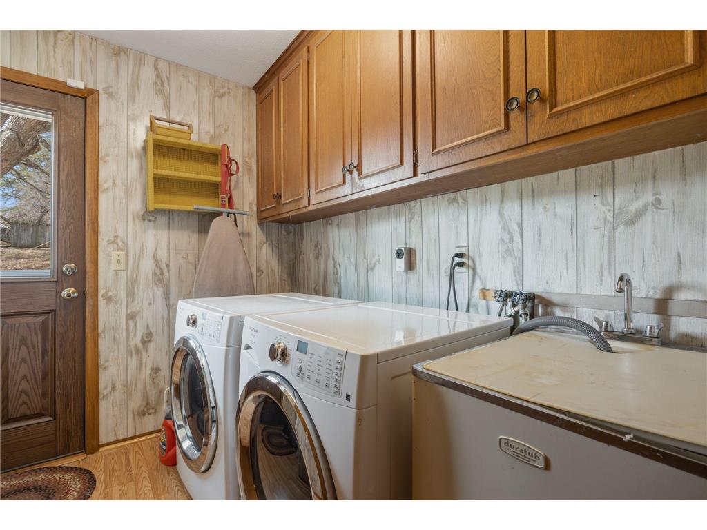 9512 Toledo Avenue S Bloomington MN 55437 7055434 image12