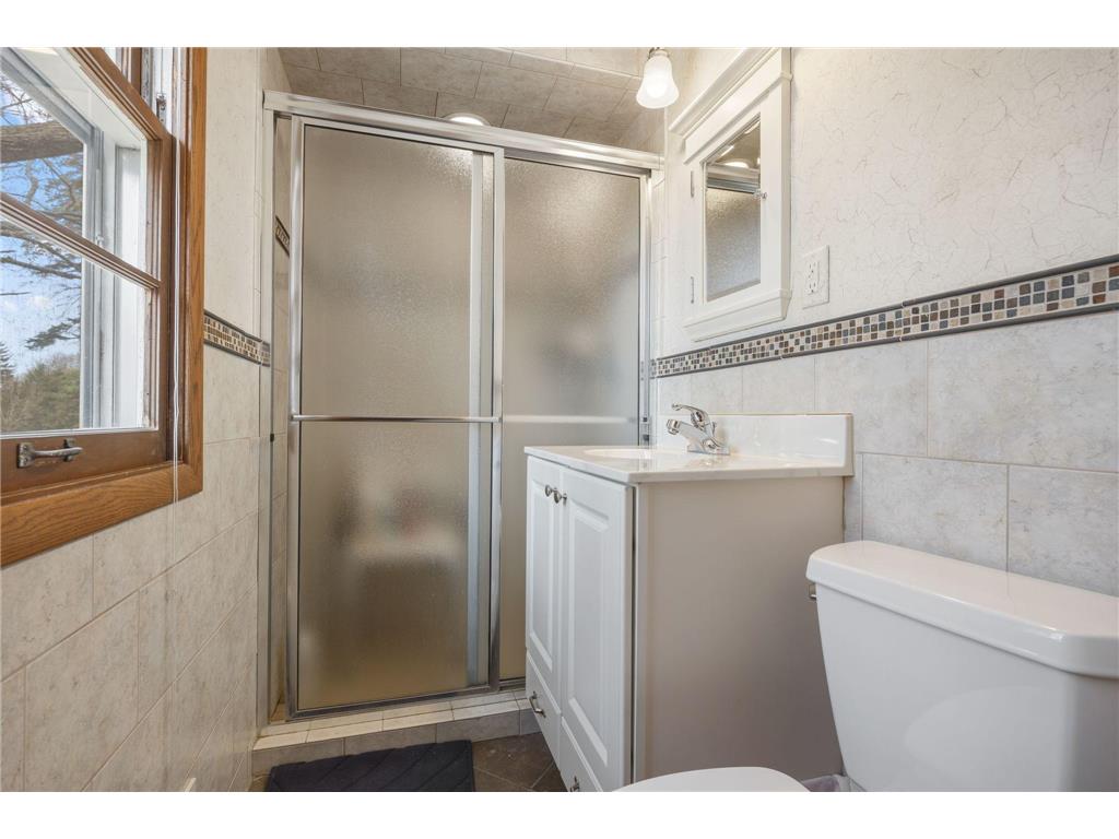 9512 Toledo Avenue S Bloomington MN 55437 7055434 image17
