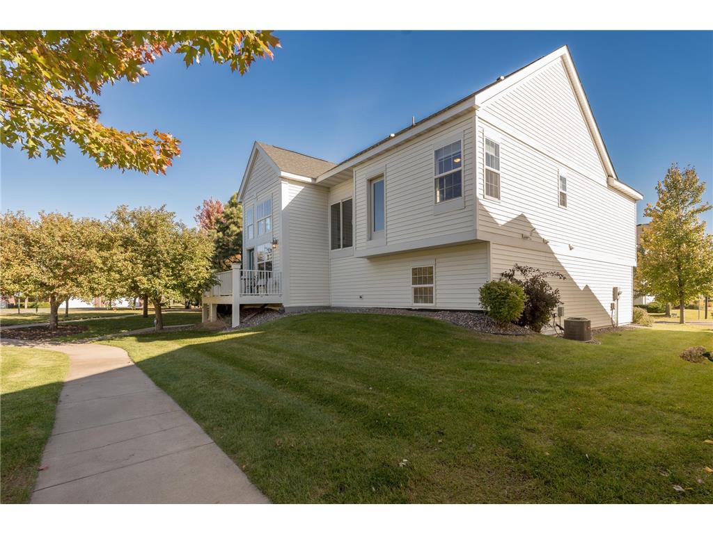 9513 Scott Lane N Brooklyn Park MN 55443 7024207 image41