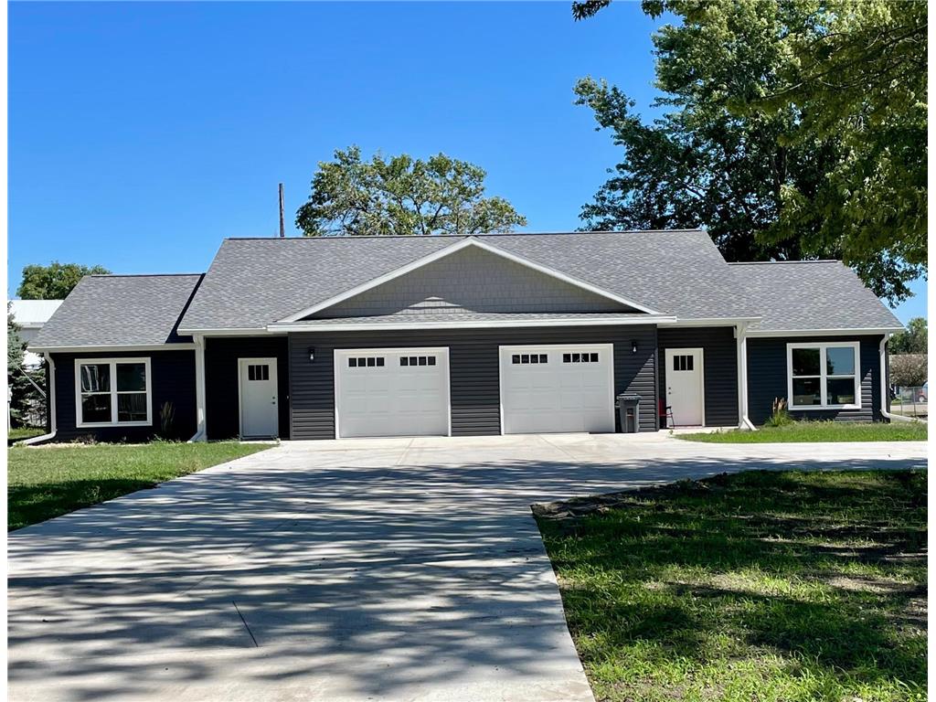 952 1st Avenue #2 Edgerton MN 56128 6715363 image1