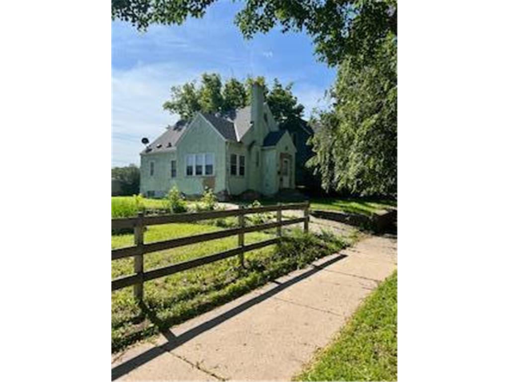 952 Albemarle Street Saint Paul MN 55117 6573397 image1