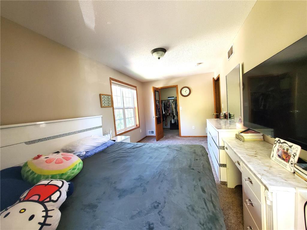 952 Conner Street Chaska MN 55318 6798697 image17