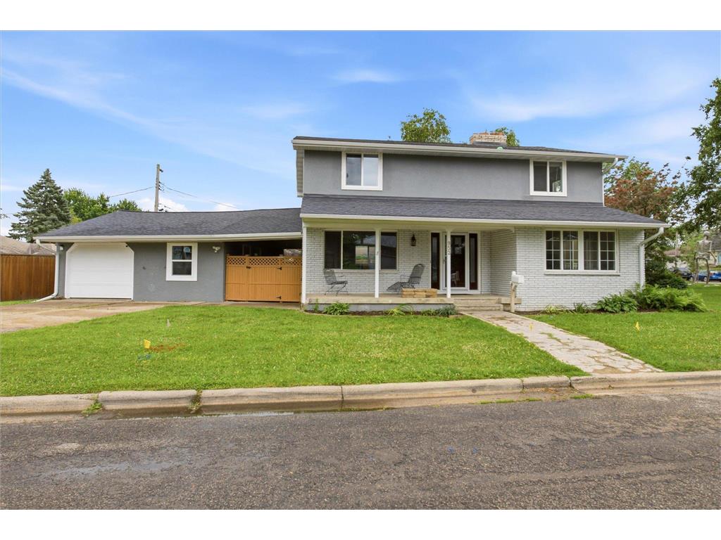 952 Logan Lane South Saint Paul MN 55075 7090631 image38