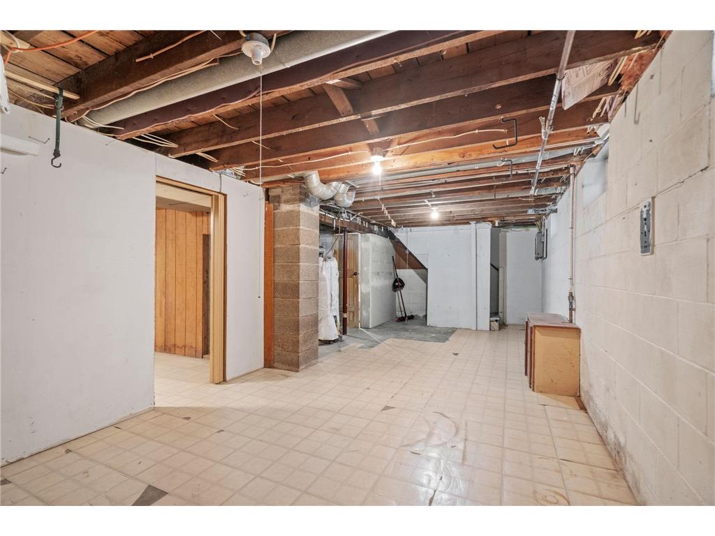 952 Western Avenue N Saint Paul MN 55117 7012739 image22