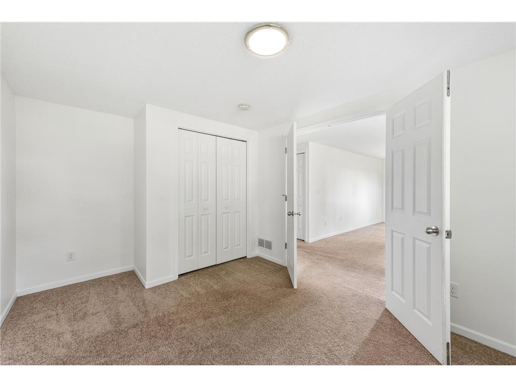 9521 Hartford Circle Eden Prairie MN 55347 7066783 image26