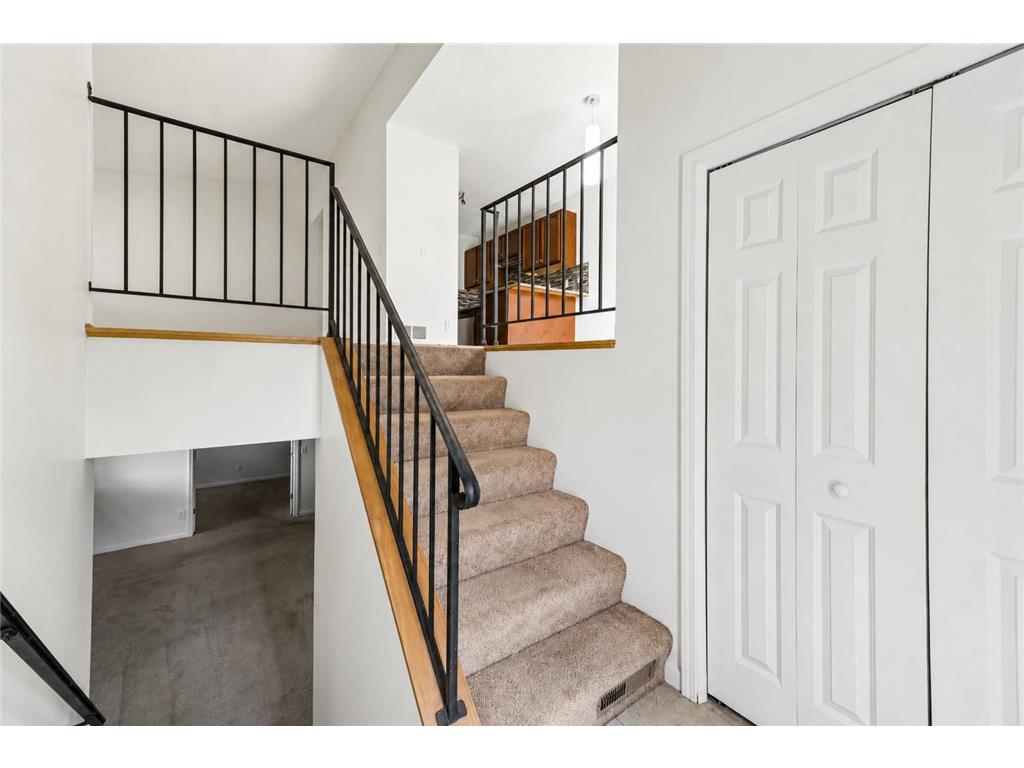 9521 Hartford Circle Eden Prairie MN 55347 7066783 image3