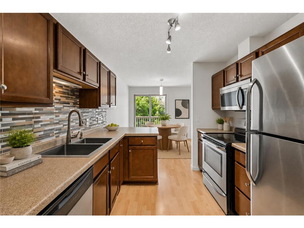 9521 Hartford Circle Eden Prairie MN 55347 7066783 image7