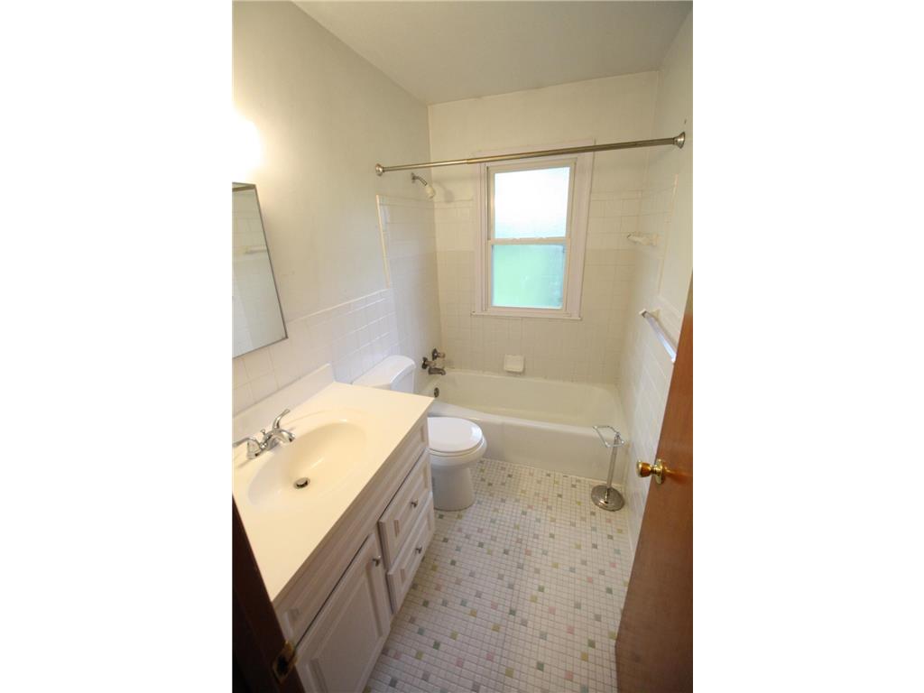 9522 Pleasant Avenue S Bloomington MN 55420 6799767 image24