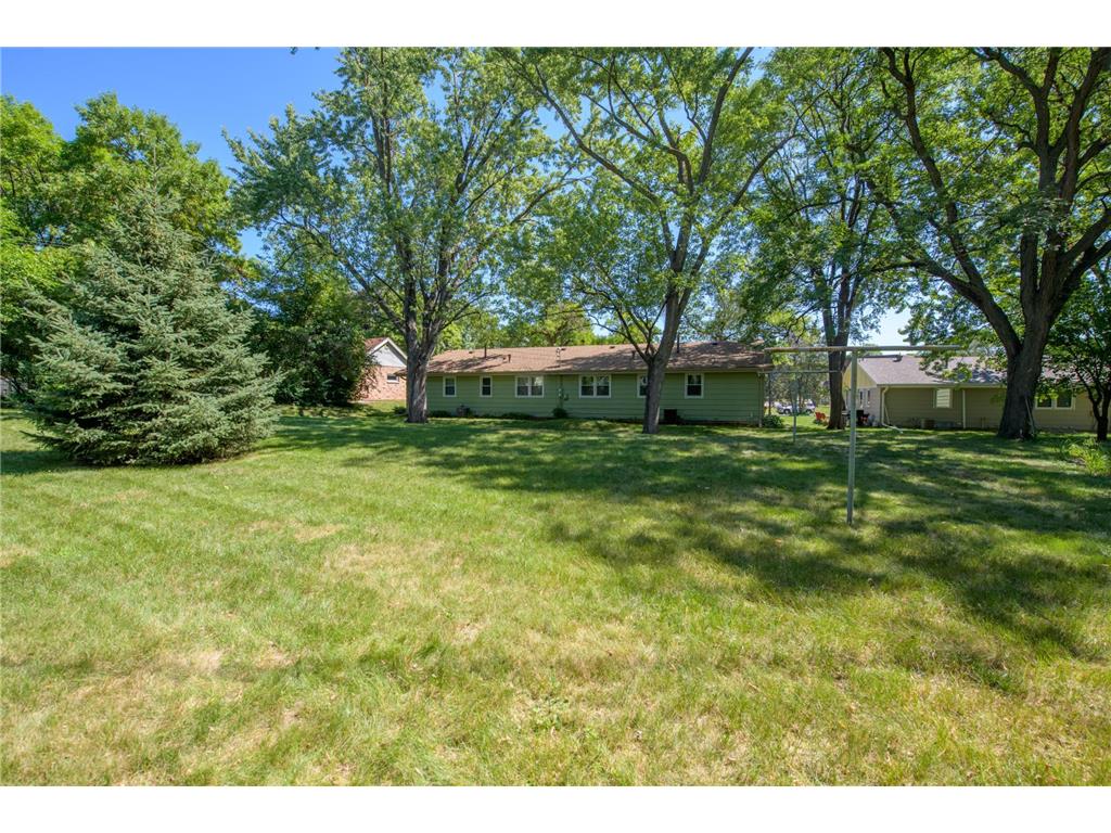 9522 Pleasant Avenue S Bloomington MN 55420 6799767 image3