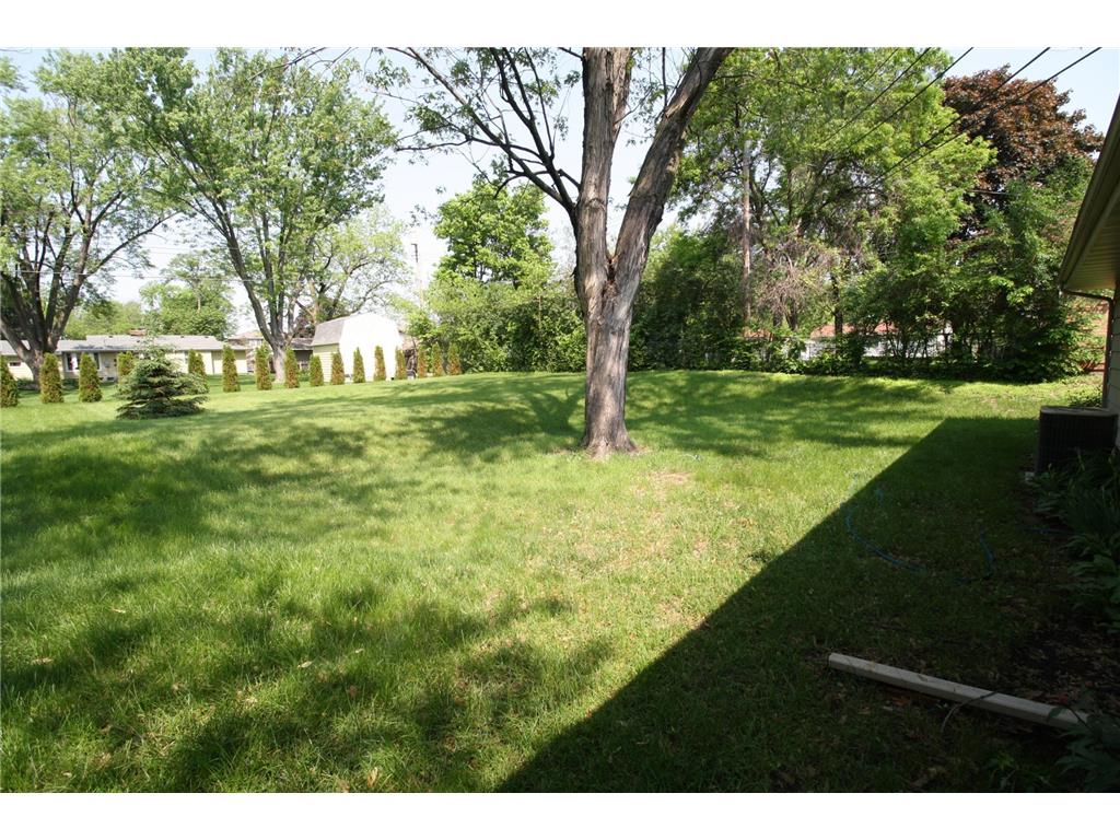 9522 Pleasant Avenue S Bloomington MN 55420 6799767 image6