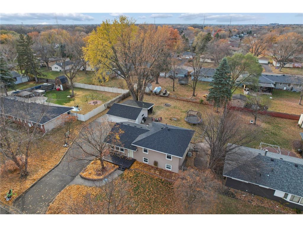 9525 Newton Avenue N Brooklyn Park MN 55444 6816612 image1