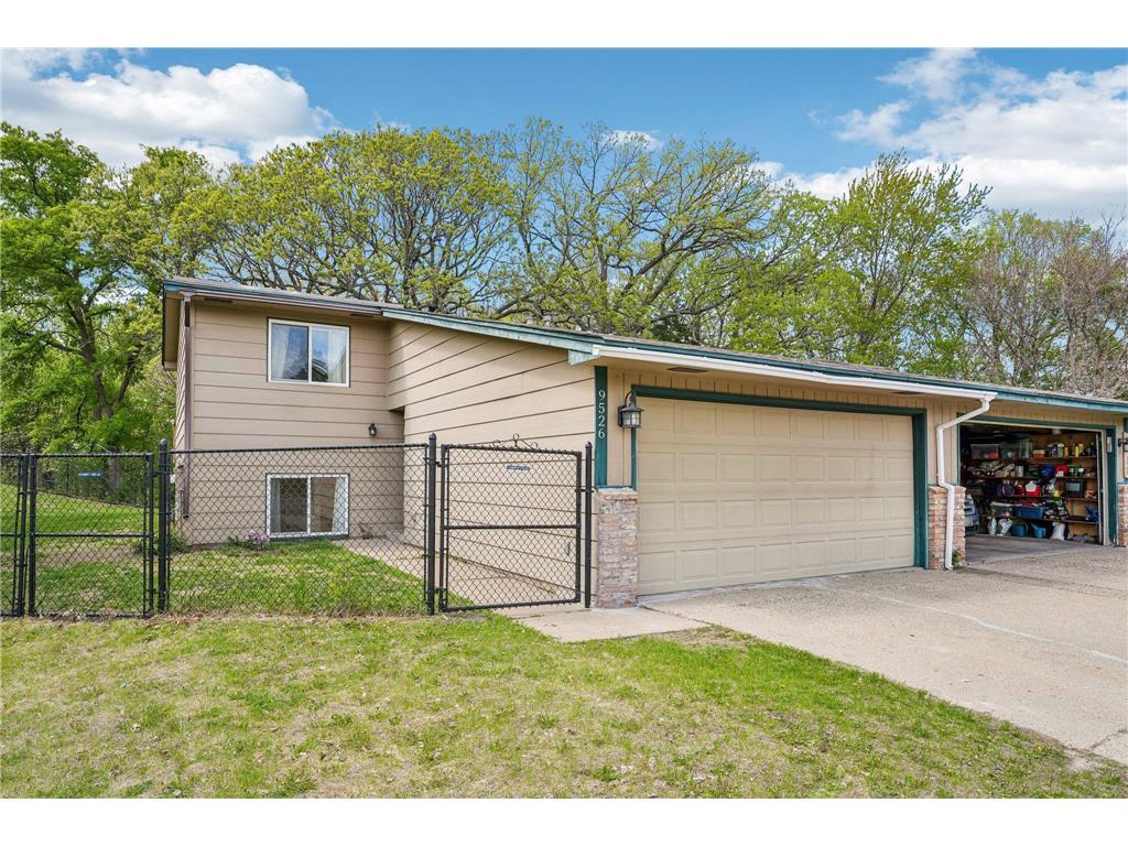 9526 Grey Widgeon Place Eden Prairie MN 55347 7009106 image1