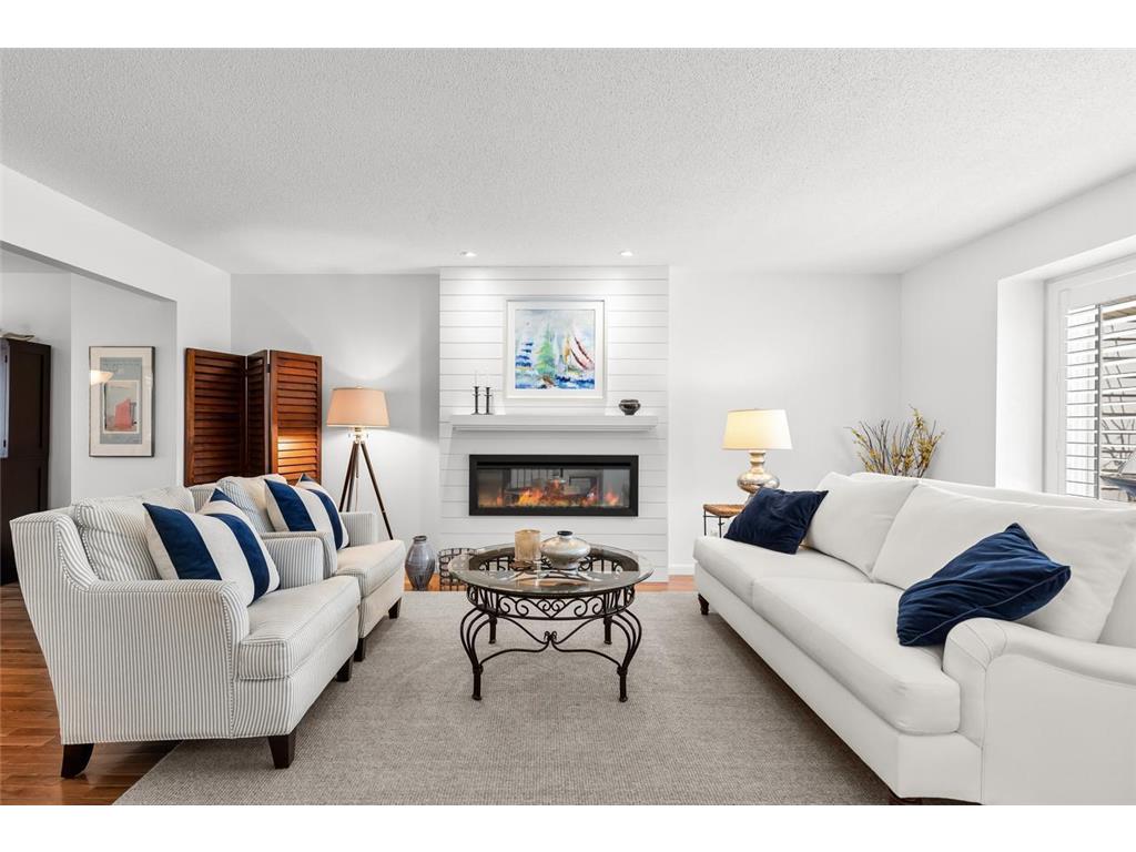 9528 Woodbridge Road Bloomington MN 55438 7058696 image11