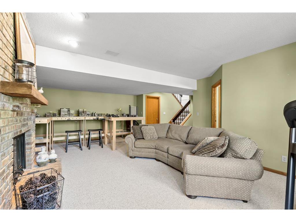 9528 Woodbridge Road Bloomington MN 55438 7058696 image24
