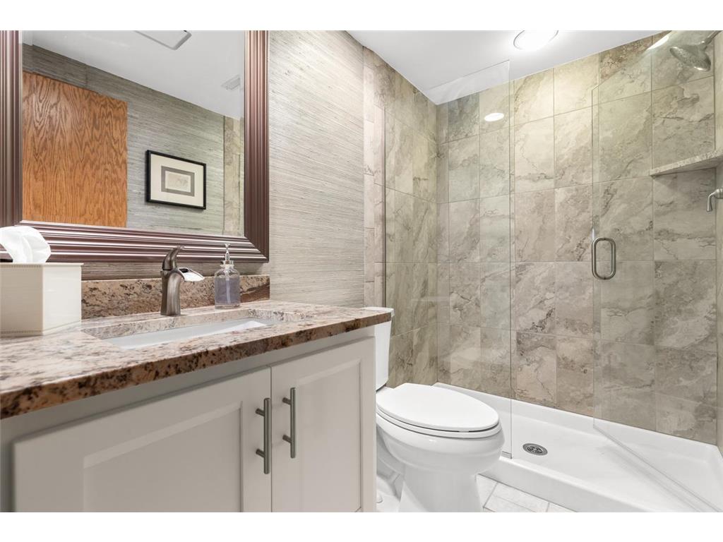 9528 Woodbridge Road Bloomington MN 55438 7058696 image30