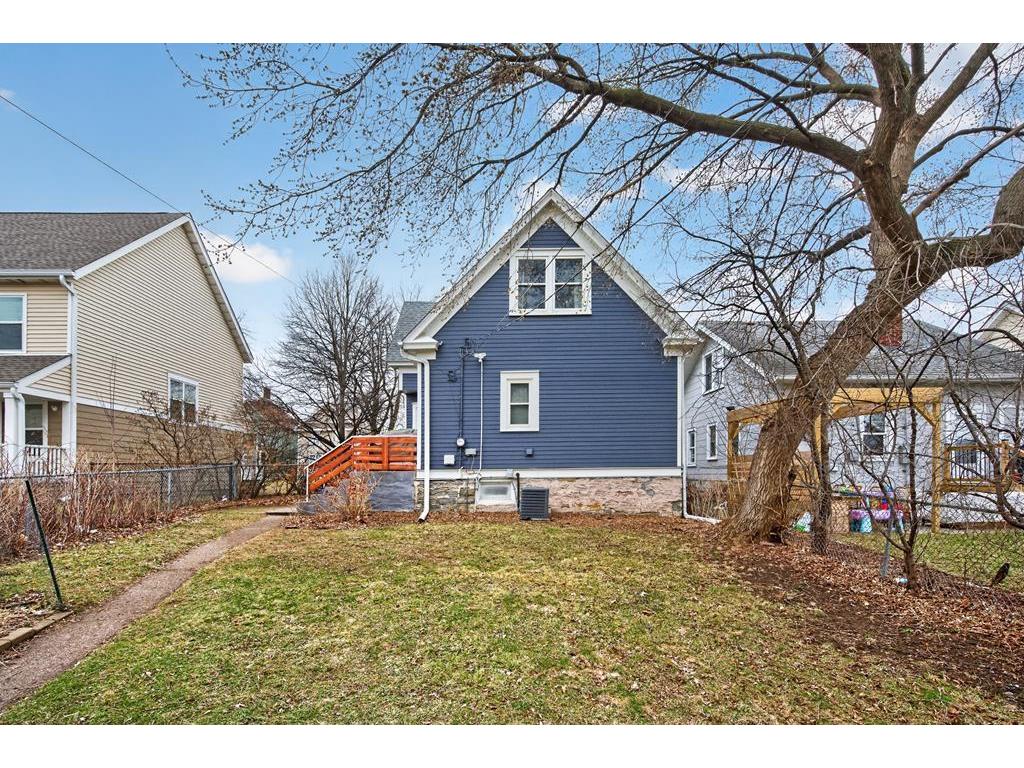 953 Carroll Avenue Saint Paul MN 55104 7053441 image17