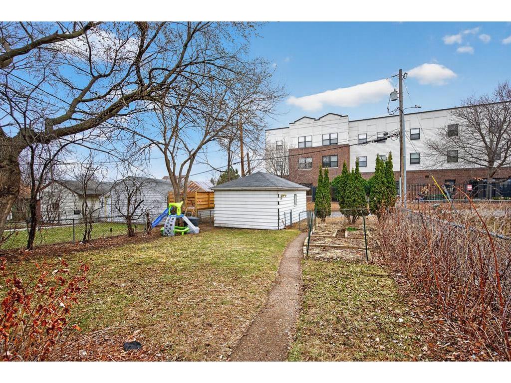 953 Carroll Avenue Saint Paul MN 55104 7053441 image18