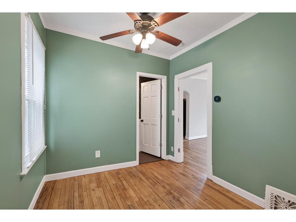 953 Carroll Avenue Saint Paul MN 55104 7053441 image6