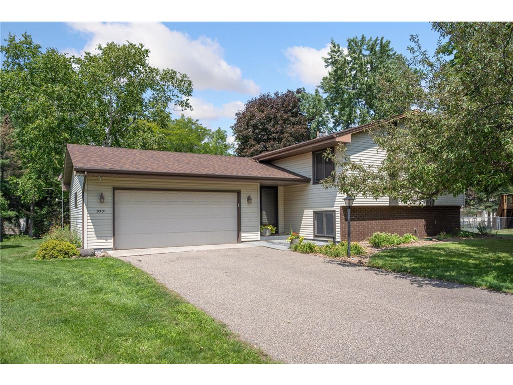 9531 Trenton Lane N Maple Grove MN 55369 6411880 image1