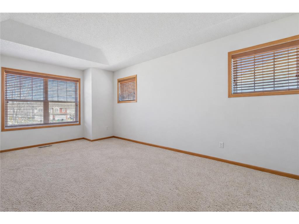 9532 Scott Circle N Brooklyn Park MN 55443 7054517 image7
