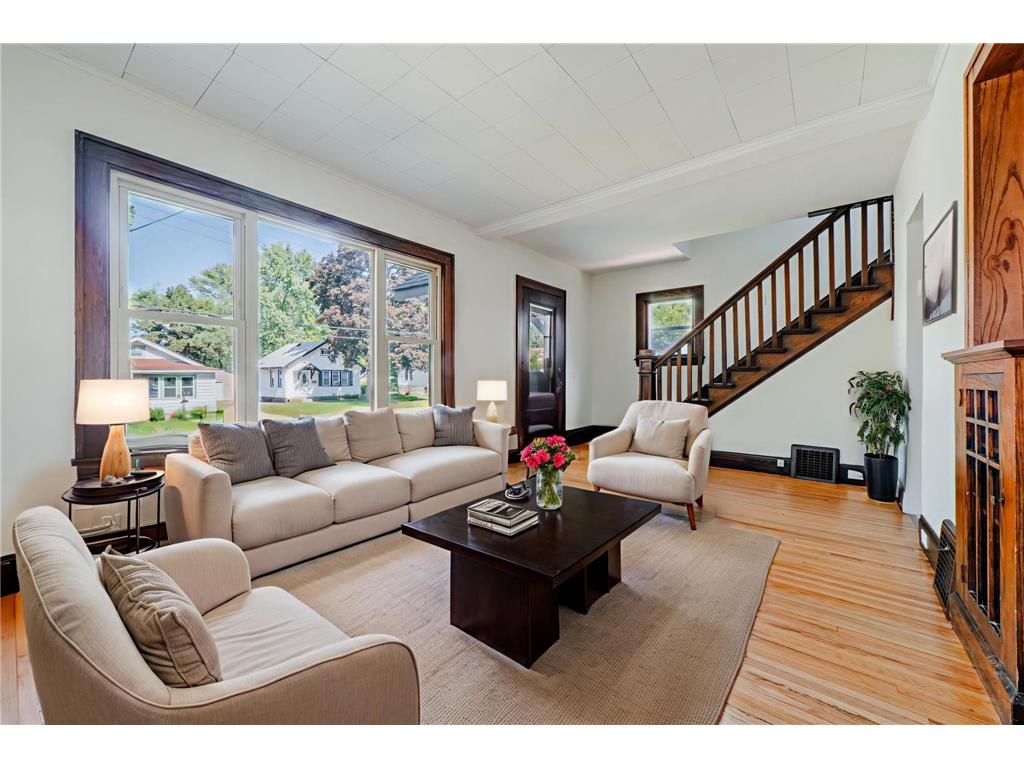 954 43rd Avenue NE Columbia Heights MN 55421 7002634 image2