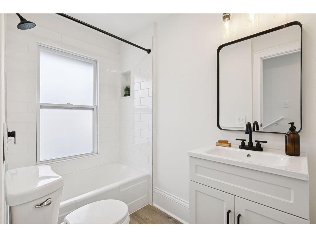 954 43rd Avenue NE Columbia Heights MN 55421 7002634 image22