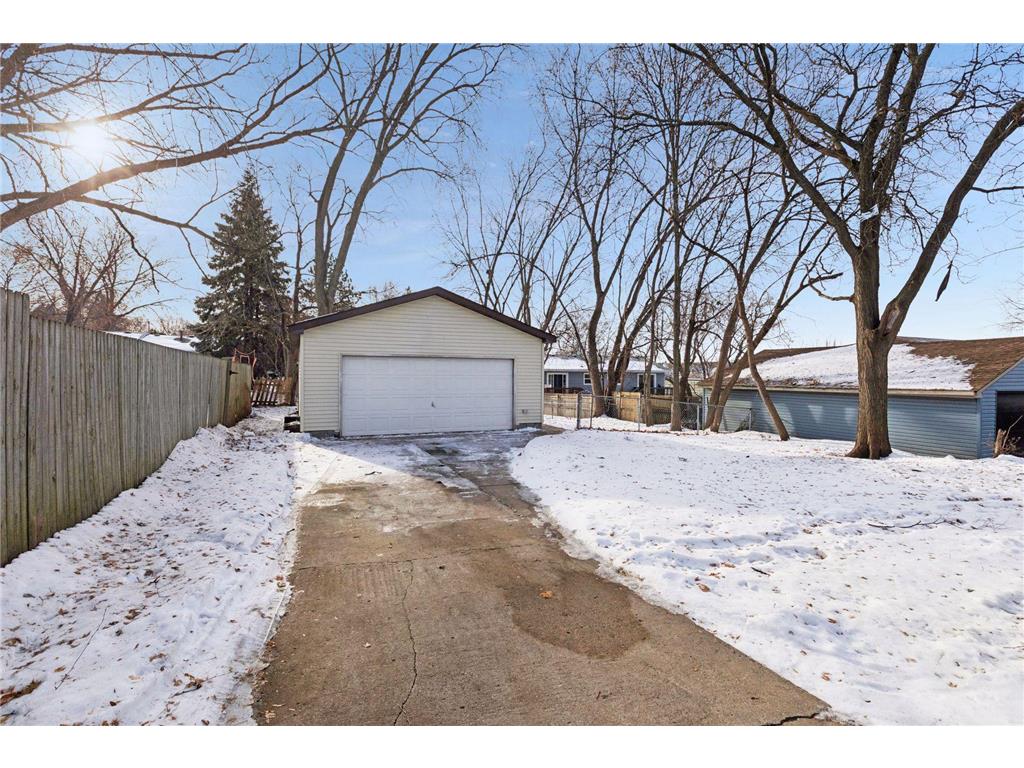 954 43rd Avenue NE Columbia Heights MN 55421 7002634 image28