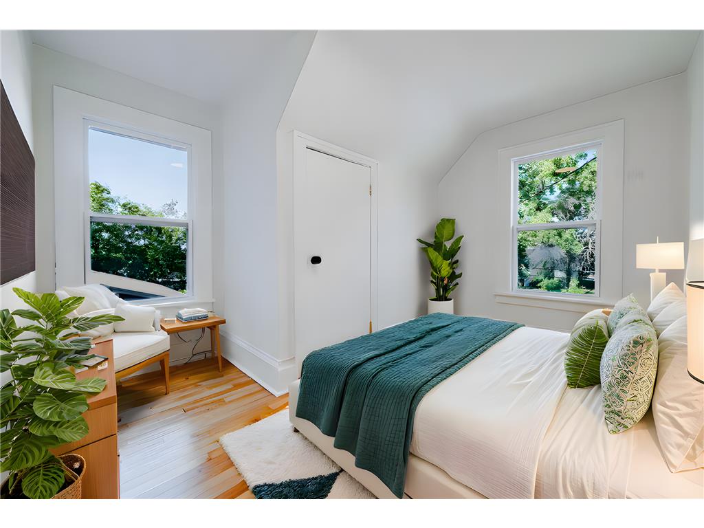 954 43rd Avenue NE Columbia Heights MN 55421 7002634 image5