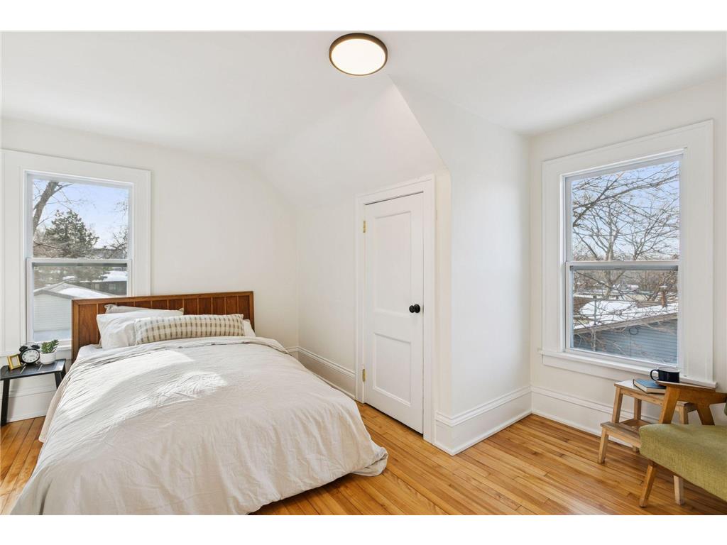 954 43rd Avenue NE Columbia Heights MN 55421 7002634 image6