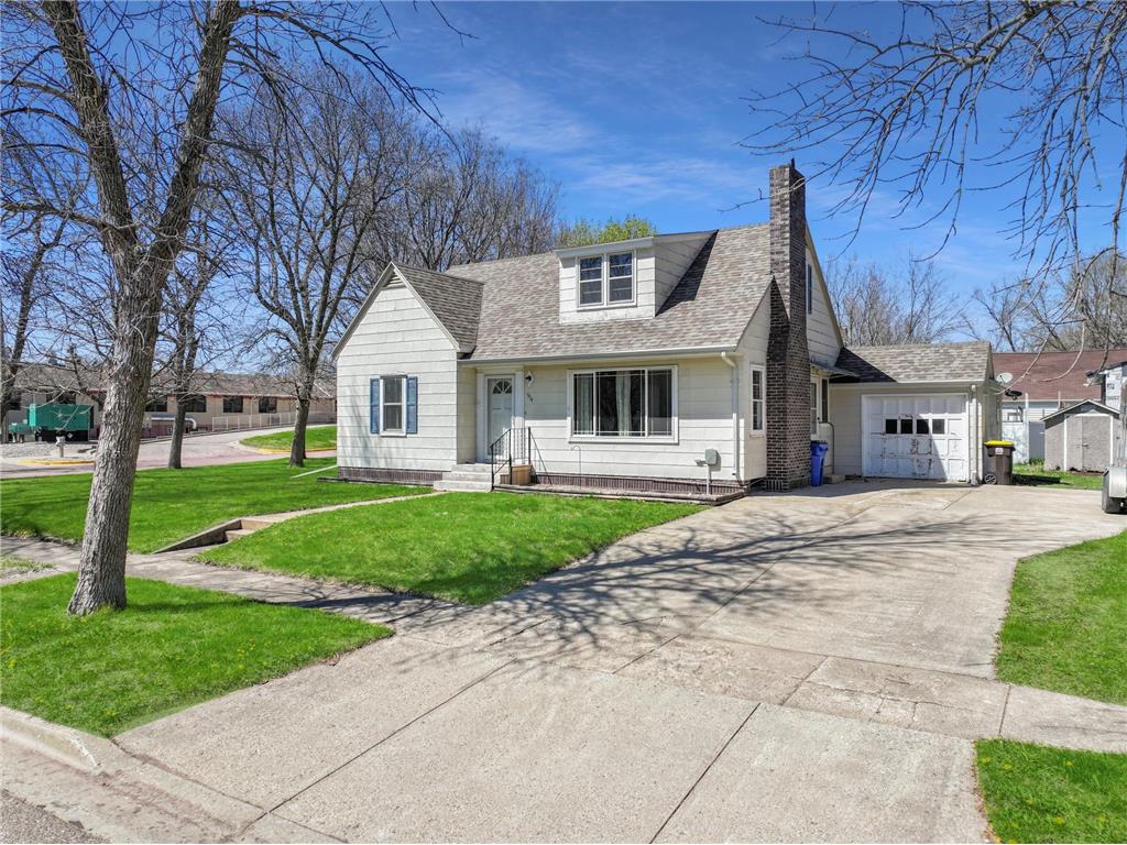 954 9th Street Westbrook MN 56183 6704760 image1