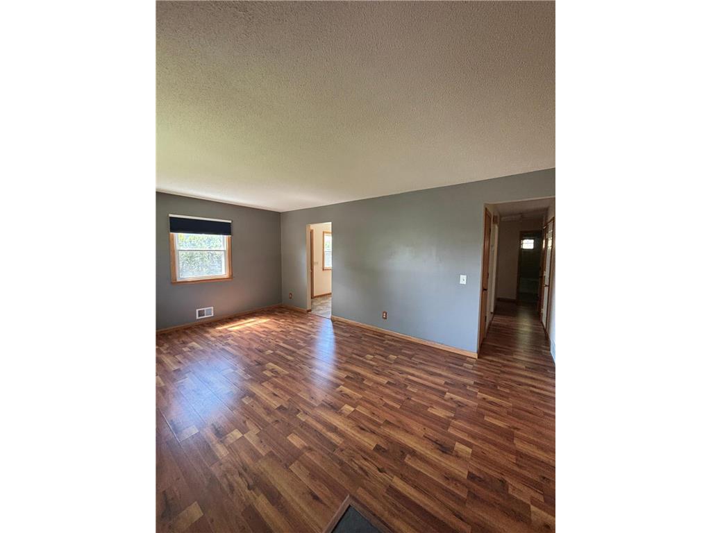 954 Miller Street S Shakopee MN 55379 7078828 image10