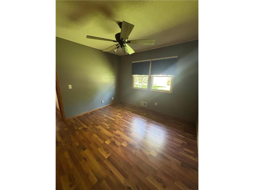 954 Miller Street S Shakopee MN 55379 7078828 image15
