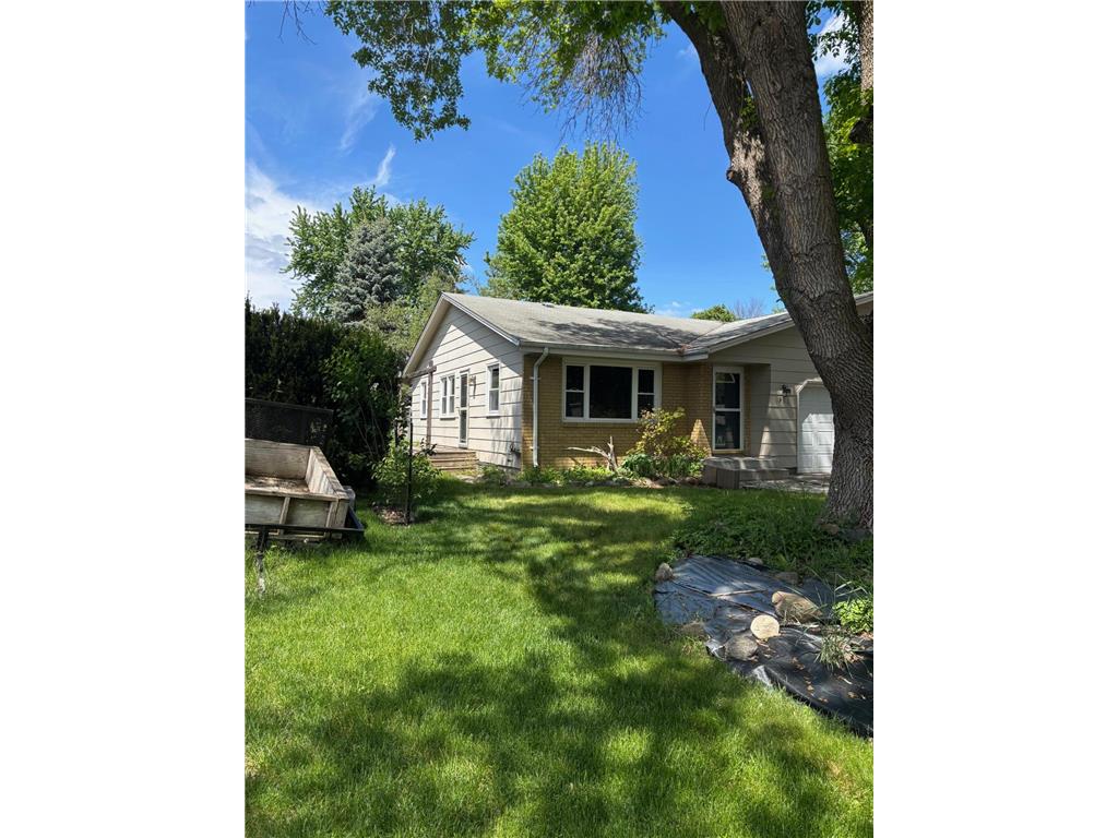 954 Miller Street S Shakopee MN 55379 7078828 image2