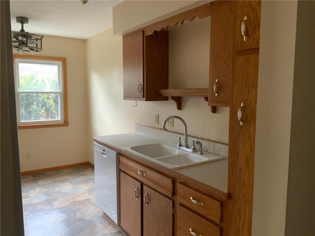 954 Miller Street S Shakopee MN 55379 7078828 image5