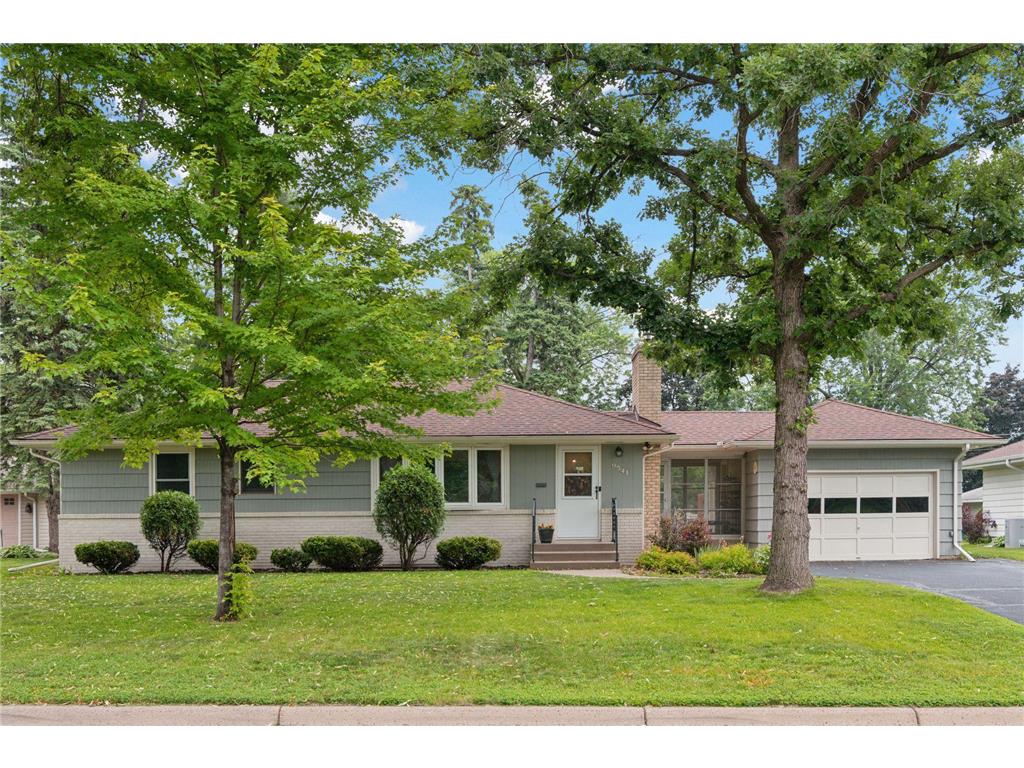 9541 5th Avenue S Bloomington MN 55420 6732129 image1