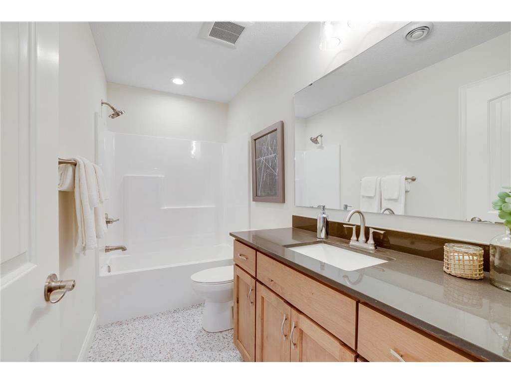 9544 63rd Street S Cottage Grove MN 55016 7092997 image39