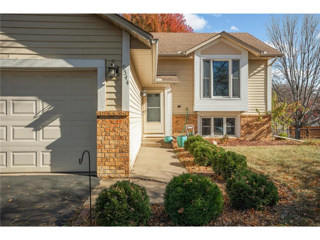 9544 Niagara Lane N Maple Grove MN 55369 7071471 image3