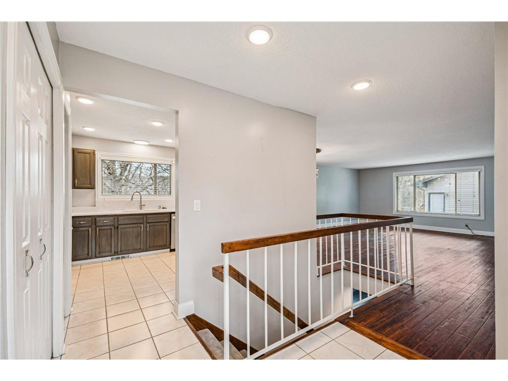 9545 Garrison Way Eden Prairie MN 55347 7013100 image14