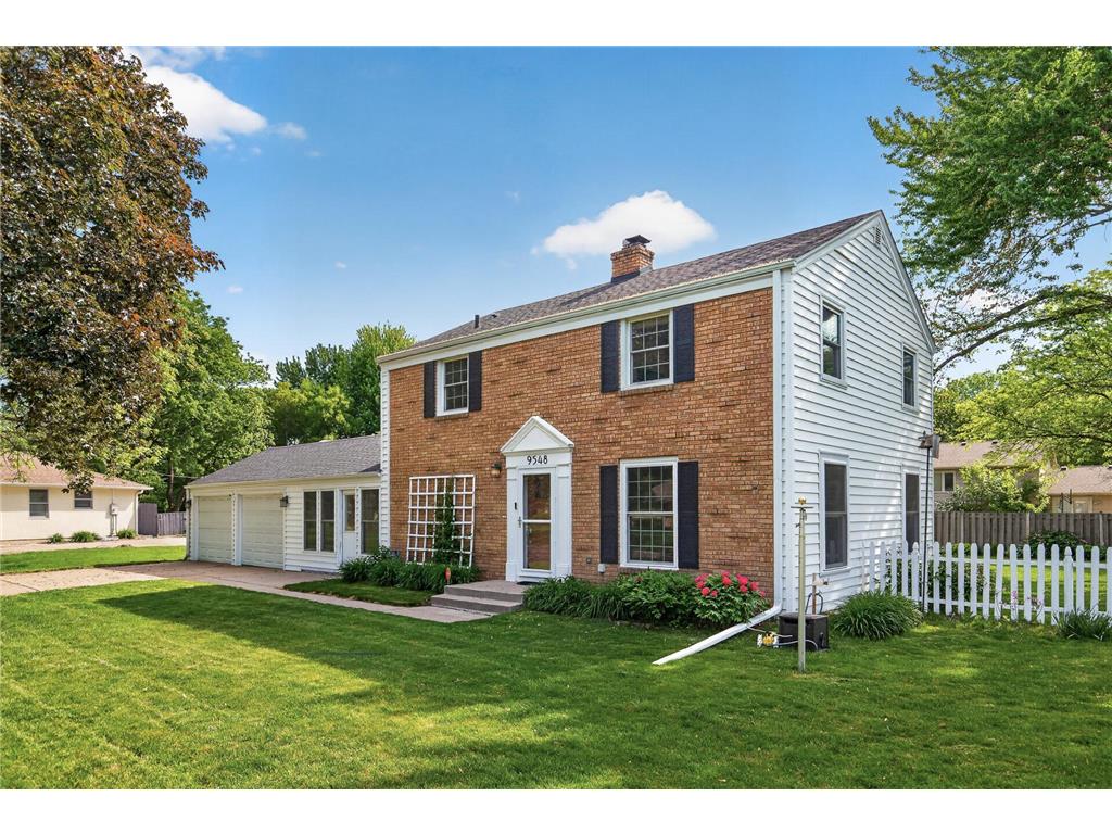 9548 Knox Avenue N Brooklyn Park MN 55444 7079913 image1